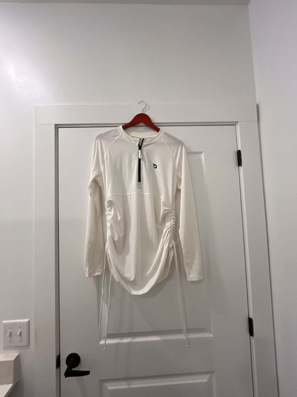 Baleaf Long Sleeve Quarter Zip Shirt Size XL White Athleisure Tunic Top